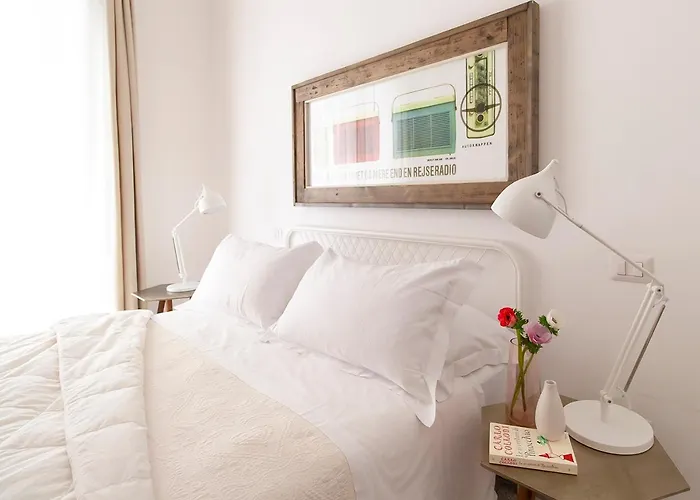 Modern Comfort, Poetic Charm Апартаменты